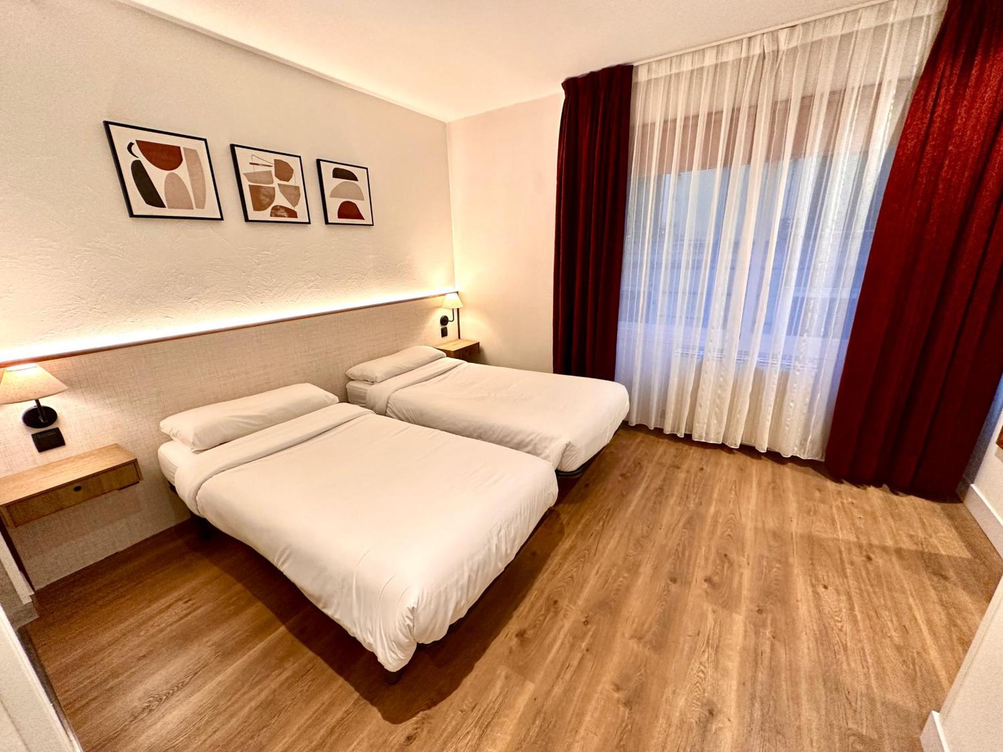 Far Home Gran Via Madrid Ngoại thất bức ảnh